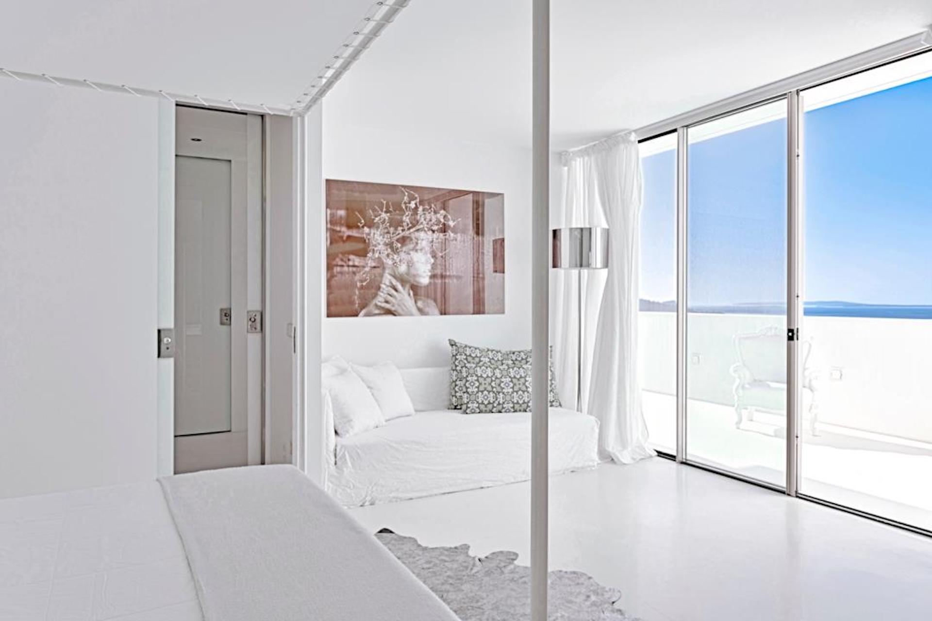 Resa estates villa skyhigh for rent moder luxury bedroom 10.jpg
